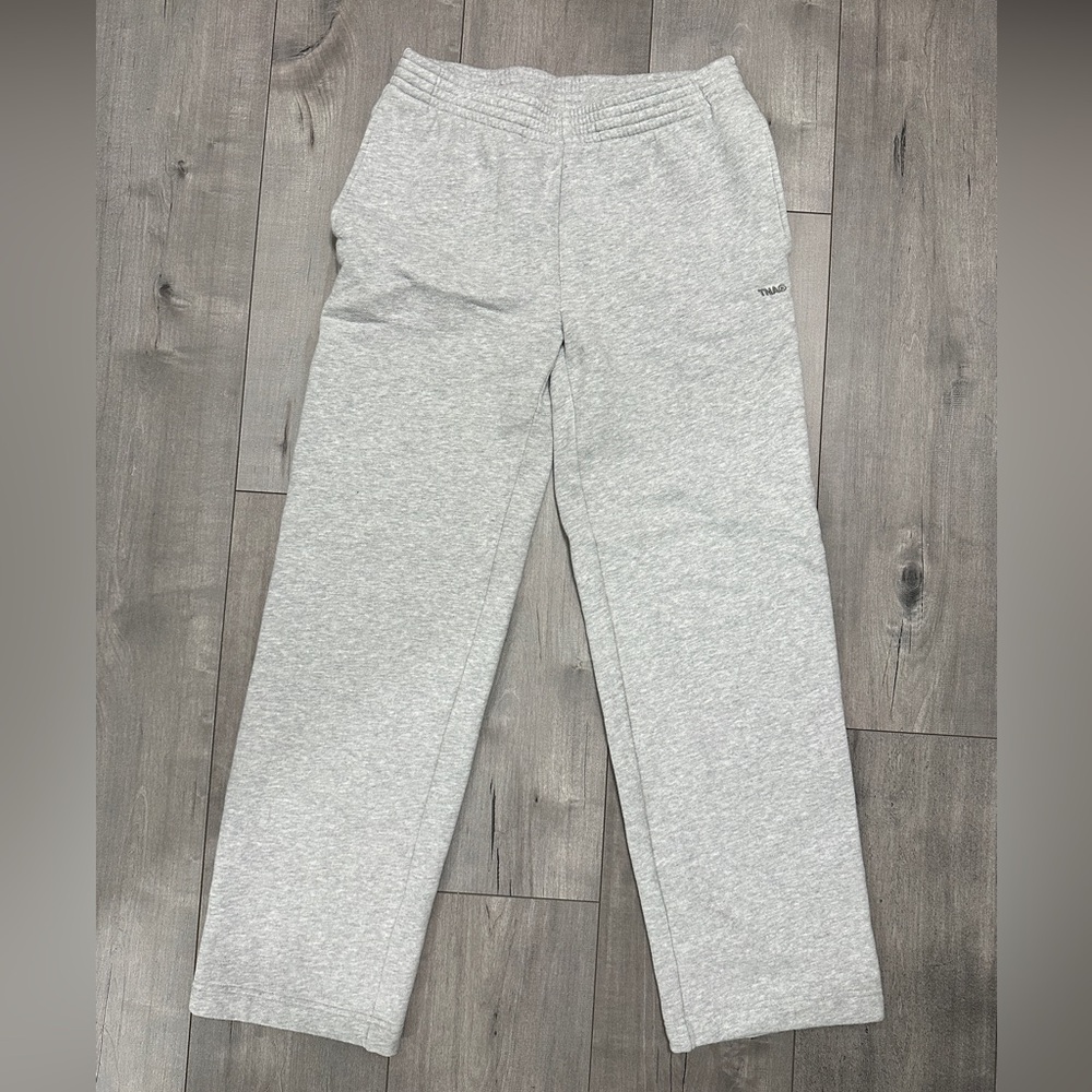 Aritzia tna perfect fit sweatpants